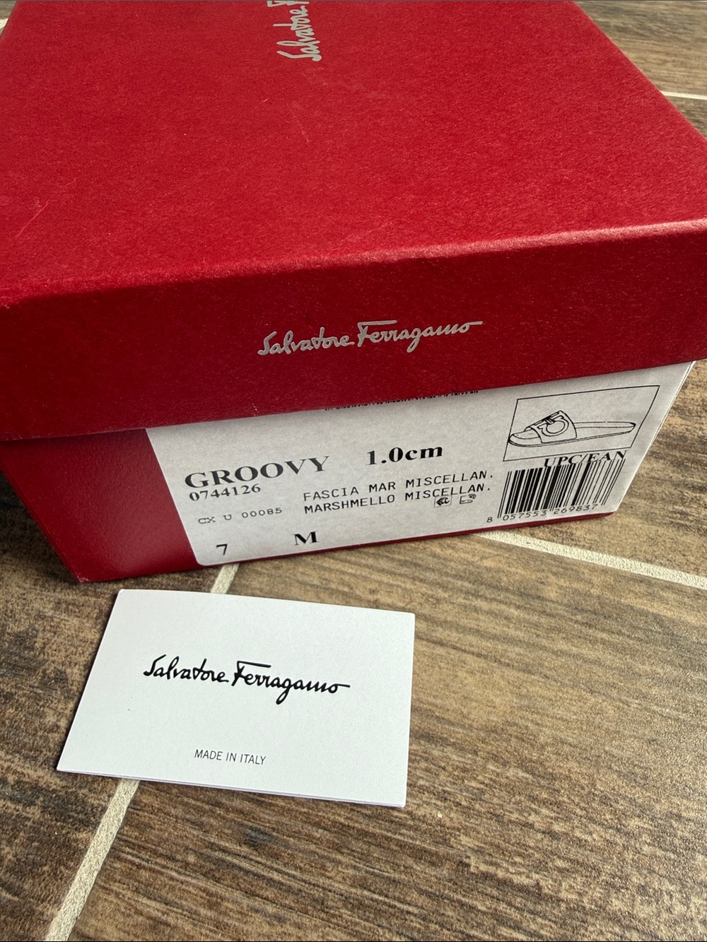 Salvatore Ferragamo Pink Pool Slide Sandals with Black Logo Strap - Picture 4 of 4